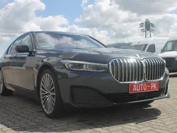 Grau Gebraucht 2020 BMW 730 Limousine | 42.245 € (Teuer)