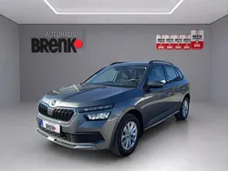 Graphitegrau metallic Gebraucht 2024 Skoda Kamiq Ambition SUV | 22.990 € (Fairer Preis)