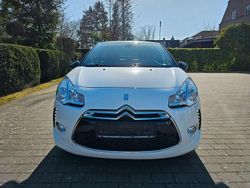 Weiß Gebraucht 2010 Citroën DS3 Sport Chic Limousine | 1.850 €