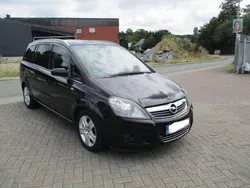 Schwarz Gebraucht 2008 Opel Zafira Sport Van / Kleinbus | 2.990 € (Guter Preis)
