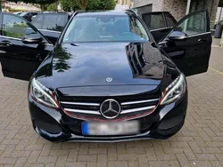 Schwarz Gebraucht 2018 Mercedes C220 Kombi | 17.500 € (Fairer Preis)