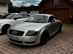 Silber Gebraucht 1999 Audi TT Kleinwagen | 5.350 € (Teuer)