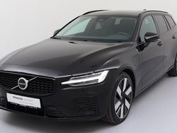 Schwarz Gebraucht 2025 Volvo V60 Plus Kombi | 41.950 € (Guter Preis)