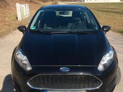 Schwarz Gebraucht 2017 Ford Fiesta Trend Kleinwagen | 6.245 € (Fairer Preis)