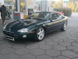 Grün Gebraucht 2001 Jaguar XK8 Coupé | 13.500 €