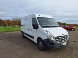 Weiß Gebraucht 2012 Renault Master Limousine | 10.800 € (Guter Preis)
