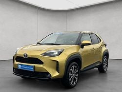 Gold Gebraucht 2021 Toyota Yaris Cross Team SUV | 21.970 € (Guter Preis)