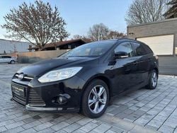 Schwarz Gebraucht 2014 Ford Focus SYNC Edition Limousine | 3.999 € (Guter Preis)