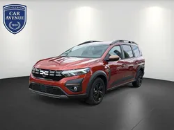 Braun (terracottabraun (braun)) Gebraucht 2024 Dacia Jogger Extreme Van / Kleinbus | 21.900 € (Etwas zu teuer)