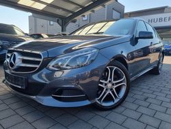 Grau Gebraucht 2015 Mercedes E200 Avantgarde Limousine | 17.900 € (Fairer Preis)