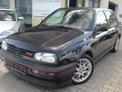 Schwarz Gebraucht 1996 VW Golf III GTI Kleinwagen | 14.990 €