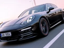 Schwarz Gebraucht 2014 Porsche Panamera 4S Limousine | 31.400 € (Superpreis)