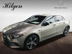 Silber Gebraucht 2020 Mercedes A250 Progressive Limousine | 24.850 € (Fairer Preis)