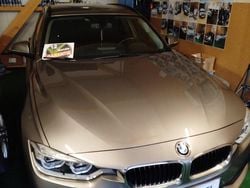 Grau Gebraucht 2019 BMW 320 Advantage Kombi | 16.200 € (Guter Preis)