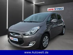 Grau Gebraucht 2014 Hyundai ix20 Style Van / Kleinbus | 10.490 € (Guter Preis)