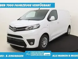 Icy white Neu 2025 Toyota Proace Van | 28.156 €
