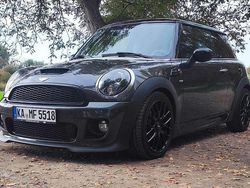 Grau Gebraucht 2013 Mini John Cooper Works Kleinwagen | 12.490 € (Fairer Preis)