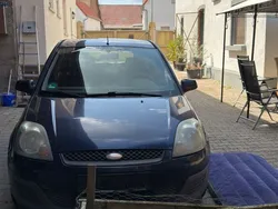 Blau Gebraucht 2006 Ford Fiesta Kleinwagen | 900 € (Fairer Preis)