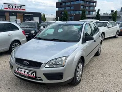 Silber Gebraucht 2006 Ford Focus Fun X Limousine | 2.690 € (Etwas zu teuer)