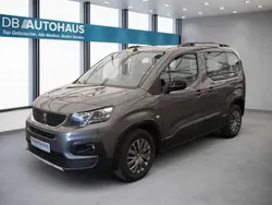 Grau Gebraucht 2023 Peugeot Rifter Allure Van / Kleinbus | 20.370 € (Guter Preis)
