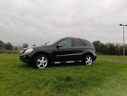 Schwarz Gebraucht 2025 Mercedes ML320 SUV | 9.990 €