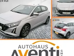 Grau Neu 2025 Hyundai i20 Trend Limousine | 19.739 € (Guter Preis)