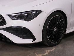 Weiß Gebraucht 2024 Mercedes CLA220 Shooting Brake AMG line Kombi | 39.780 € (Etwas zu teuer)