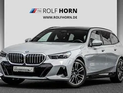 Grau Gebraucht 2024 BMW 520 Comfort Edition Kombi | 52.520 € (Guter Preis)