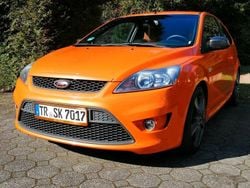 Orange Gebraucht 2008 Ford Focus ST Limousine | 5.990 € (Fairer Preis)
