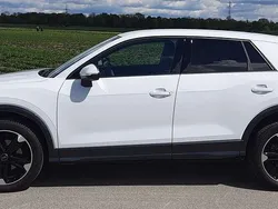 Weiß Gebraucht 2024 Audi Q2 Ambiente SUV | 31.900 € (Etwas zu teuer)