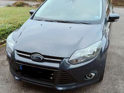 Grau Gebraucht 2014 Ford Focus Titanium Kombi | 4.900 € (Superpreis)