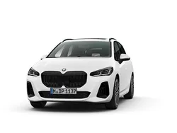 Weiß Gebraucht 2024 BMW 223 Active Tourer Luxury Line Van / Kleinbus | 42.999 € (Teuer)