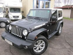 Black clear coat (metallic) Gebraucht 2018 Jeep Wrangler Sahara SUV | 28.900 € (Guter Preis)