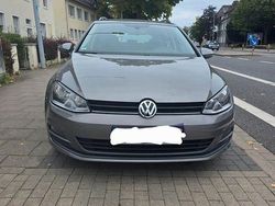Grau Gebraucht 2015 VW Golf VII Limousine | 10.000 € (Fairer Preis)