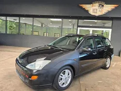 Andere Gebraucht 2001 Ford Focus Ghia Limousine | 700 € (Guter Preis)