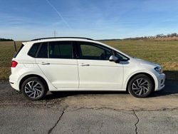 Weiß Gebraucht 2017 VW Golf Sportsvan Sound Van / Kleinbus | 13.300 € (Guter Preis)