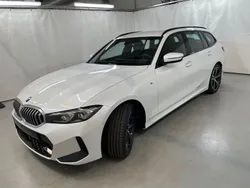 Mineralweiss metallic Gebraucht 2024 BMW 330 M Sport Kombi | 44.890 € (Guter Preis)