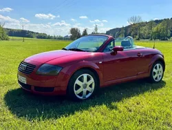 Rot Gebraucht 2002 Audi TT Roadster Design Cabrio | 9.300 € (Guter Preis)