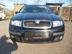 Schwarz Gebraucht 2005 Skoda Fabia Kombi | 850 € (Fairer Preis)