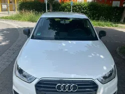 Weiß Gebraucht 2017 Audi A1 Kleinwagen | 10.400 € (Fairer Preis)
