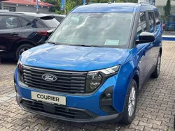 Blau Neu 2025 Ford Tourneo Courier Titanium Van / Kleinbus | 26.450 € (Fairer Preis)