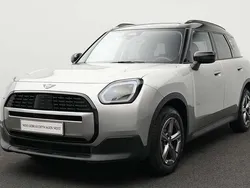 Grau Gebraucht 2024 Mini Countryman Classic SUV | 33.921 €