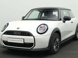 Weiß Gebraucht 2024 Mini Cooper S Classic Kleinwagen | 25.660 € (Guter Preis)
