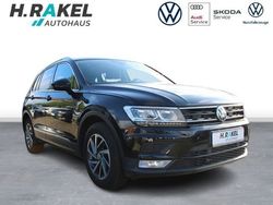 Schwarz Gebraucht 2017 VW Tiguan Sound SUV | 17.450 € (Teuer)