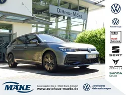 Grau Gebraucht 2025 VW Passat R-line Limousine | 69.990 €