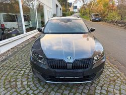 Grau Gebraucht 2017 Skoda Superb SportLine Kombi | 15.900 € (Fairer Preis)
