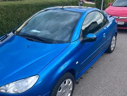 Blau Gebraucht 2005 Peugeot 206 CC Cabrio | 2.000 € (Fairer Preis)