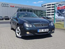 Schwarz Gebraucht 2006 Mercedes C160 Coupé | 2.600 € (Fairer Preis)