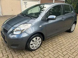 Grau Gebraucht 2009 Toyota Yaris Executive Limousine | 4.500 € (Guter Preis)