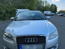 Silber Gebraucht 2006 Audi A4 Limousine | 4.100 € (Fairer Preis)